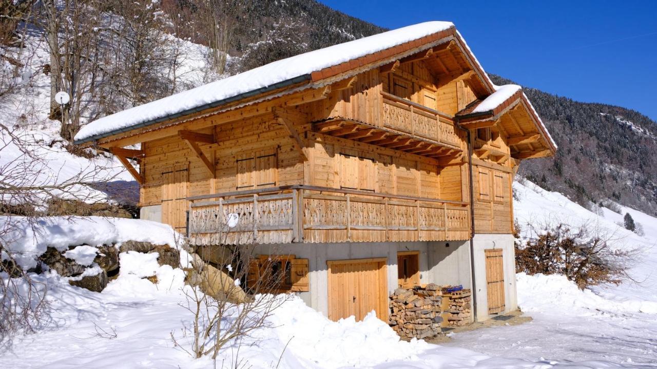 Magnifique Chalet Au Coeur Du Village Du Reposoir Le Reposoir Bagian luar foto