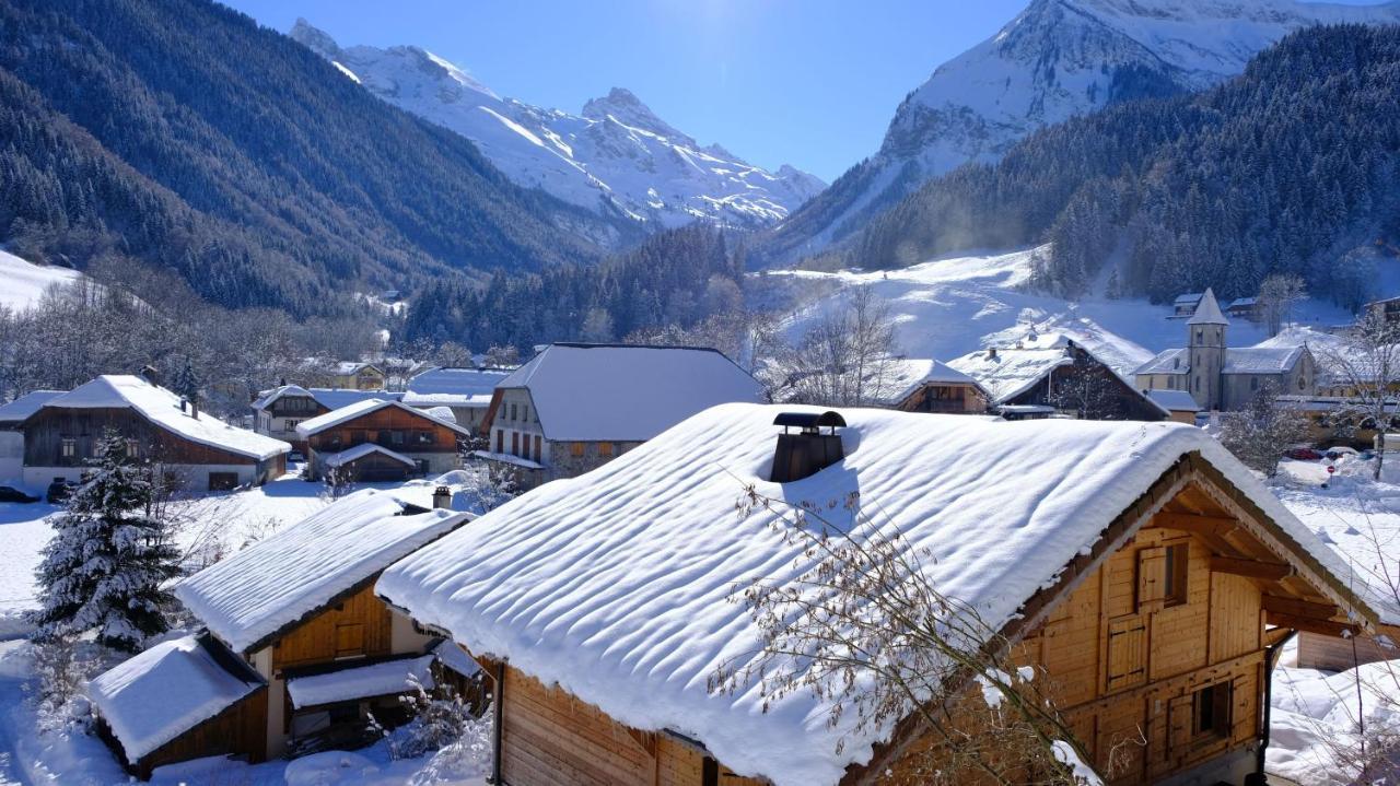 Magnifique Chalet Au Coeur Du Village Du Reposoir Le Reposoir Bagian luar foto