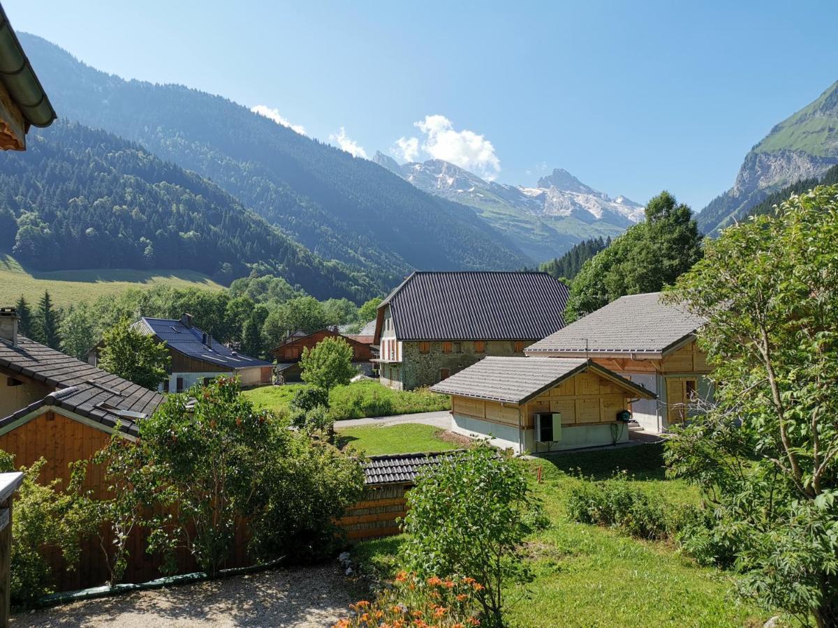 Magnifique Chalet Au Coeur Du Village Du Reposoir Le Reposoir Bagian luar foto